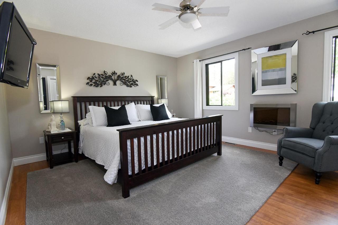 A Touch Of English B&B Kelowna Dış mekan fotoğraf