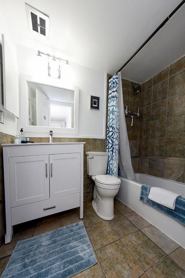 A Touch Of English B&B Kelowna Dış mekan fotoğraf
