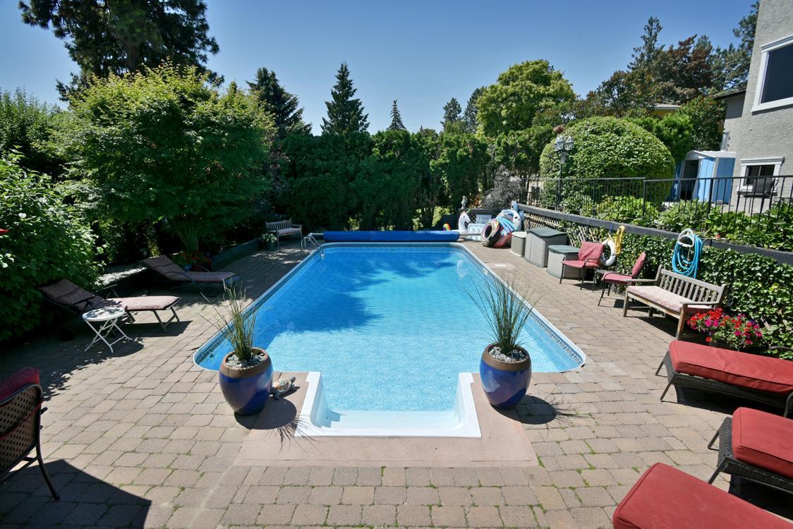 A Touch Of English B&B Kelowna Dış mekan fotoğraf